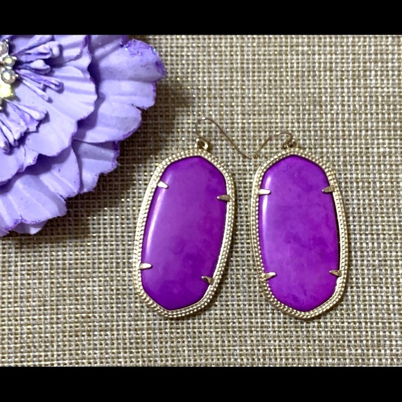 ❌SOLD❌ Kendra Scott Danielle Neon Violet - Picture 2 of 2